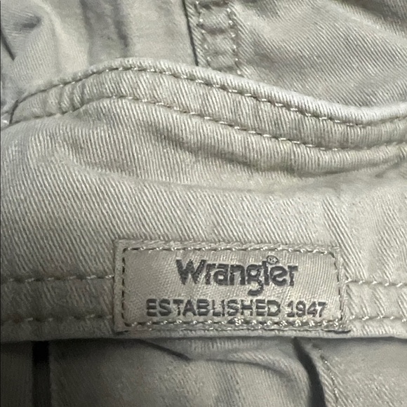 Short - Picture 5 of 6